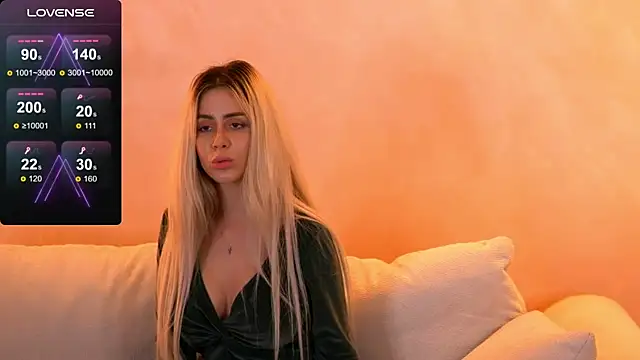 Snapshot of Kylie_Benton chatting on October 2, 2:55 pm Kylie Benton online show from October 2, 2:55 pm