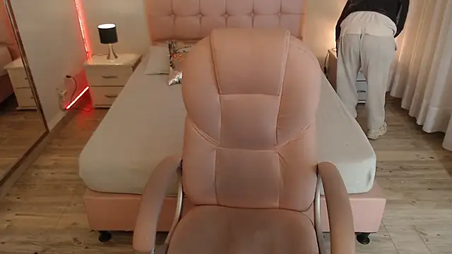 zoe jones13 online show from November 11, 3:02 am