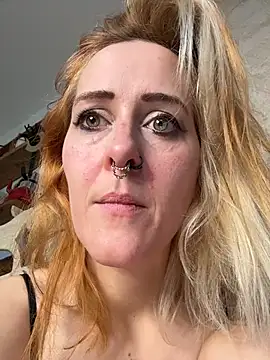 JoleneFuego online show from December 3, 9:11 am