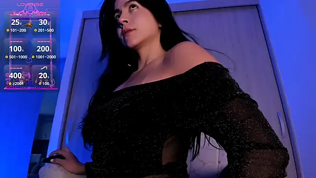 CoralineKam1 online show from October 22, 10:26 pm