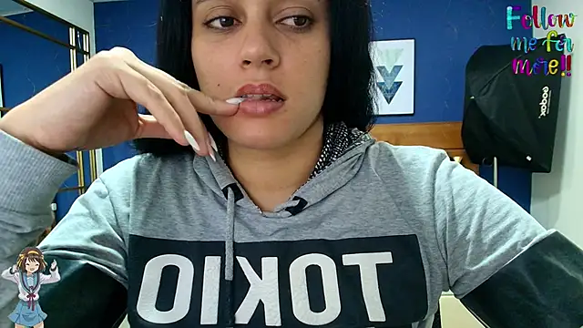 dahiana spark online show from October 14, 8:11 pm