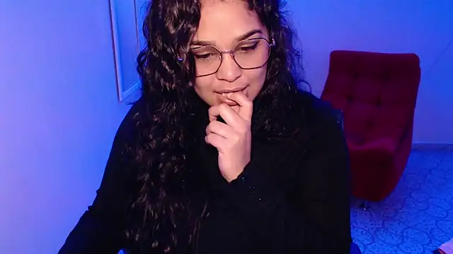 VenussTits97 online show from September 22, 11:36 pm