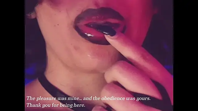 Snapshot of vanelope11 chatting on October 23, 6:58 pm vanelope11 online show from October 23, 6:58 pm