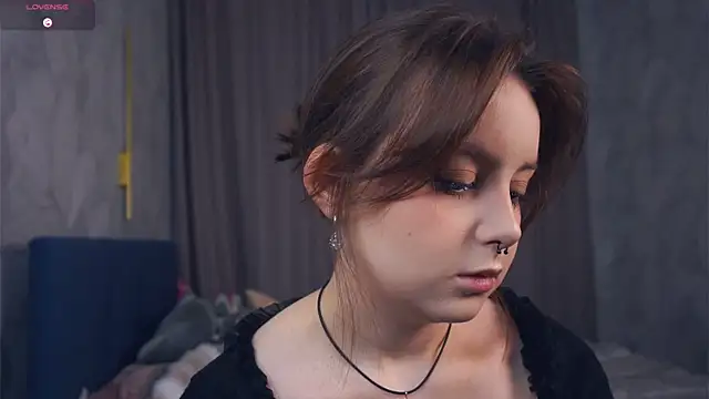 Snapshot of DevonaBucher chatting on November 1, 5:00 am DevonaBucher online show from November 1, 5:00 am