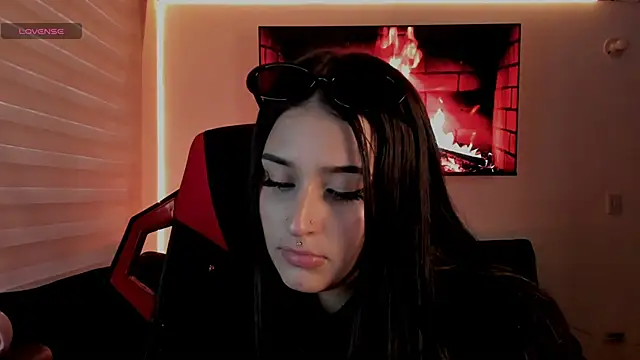 Charlotte greys online show from November 22, 10:23 pm