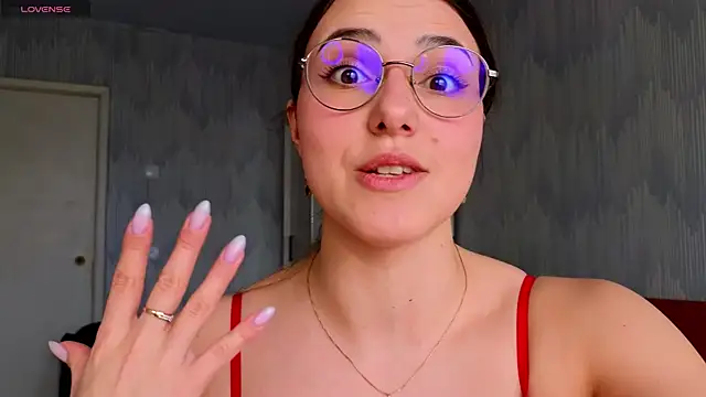 sophia euphoriaa online show from April 13, 7:53 am