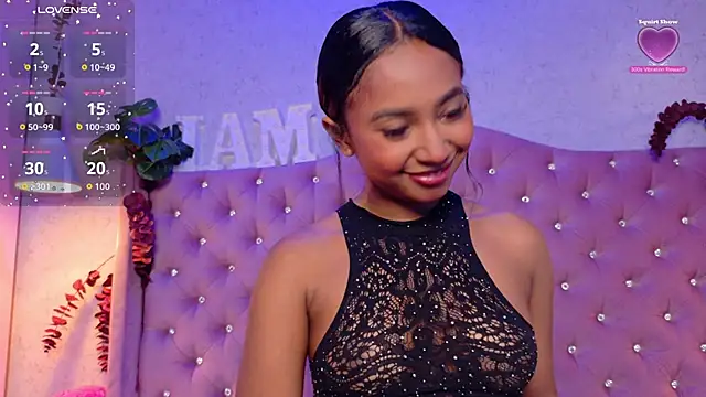 Snapshot of GabrielaLugo chatting on October 17, 1:25 pm GabrielaLugo online show from October 17, 1:25 pm