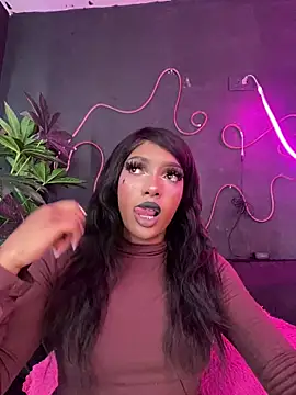 TIFFANYYSTAR online show from November 4, 2:55 pm