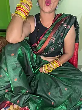 PUNAM BABY1 online show from August 4, 5:52 pm