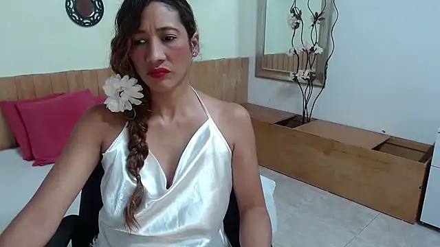 Snapshot of Suxxxy_ chatting on October 16, 8:22 pm Suxxxy online show from October 16, 8:22 pm