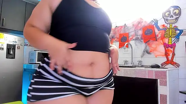 Snapshot of Emma-evans chatting on October 20, 2:31 pm Emma-evans online show from October 20, 2:31 pm