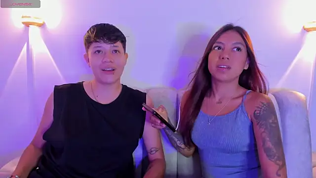 violet casper  online show from September 18, 4:11 am