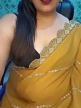 Snapshot of Cute-Raashii chatting on October 25, 11:40 am Cute-Raashii online show from October 25, 11:40 am