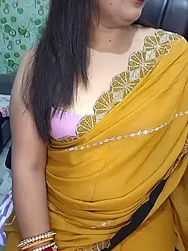 Snapshot of Cute-Raashii chatting on October 22, 10:53 am Cute-Raashii online show from October 22, 10:53 am