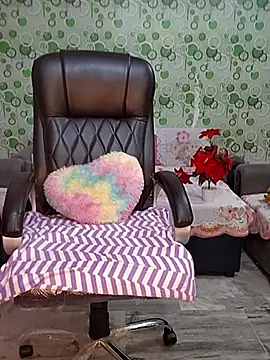 Snapshot of Cute-Raashii chatting on October 23, 11:38 am Cute-Raashii online show from October 23, 11:38 am