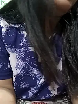 Snapshot of Cute-Raashii chatting on September 29, 1:43 am Cute-Raashii online show from September 29, 1:43 am