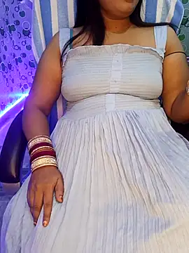 Snapshot of Cute-Raashii chatting on October 8, 1:10 am Cute-Raashii online show from October 8, 1:10 am