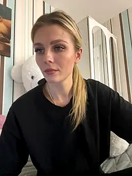 Snapshot of Liya_my chatting on September 30, 4:34 pm Liya my online show from September 30, 4:34 pm