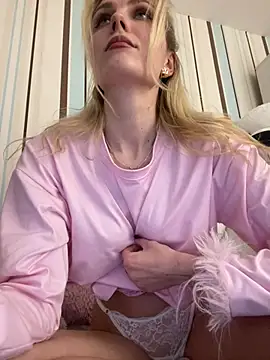 Liya my online show from February 4, 9:07 pm