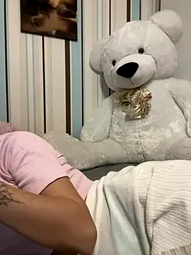 Liya my online show from November 17, 7:58 pm