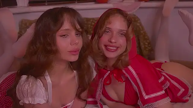 divinelights online show from October 27, 10:04 pm