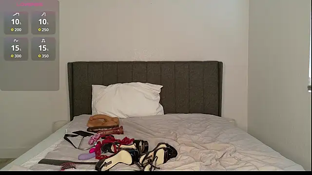 Snapshot of misscatxo chatting on October 12, 9:28 pm misscatxo online show from October 12, 9:28 pm