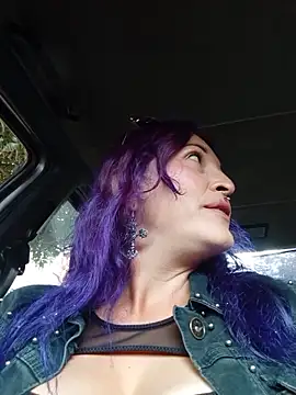 Snapshot of sophie_banger chatting on October 8, 3:38 pm sophie banger online show from October 8, 3:38 pm