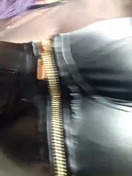 sophie banger online show from April 8, 8:11 pm