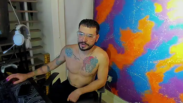 leondevereda online show from September 20, 12:54 am