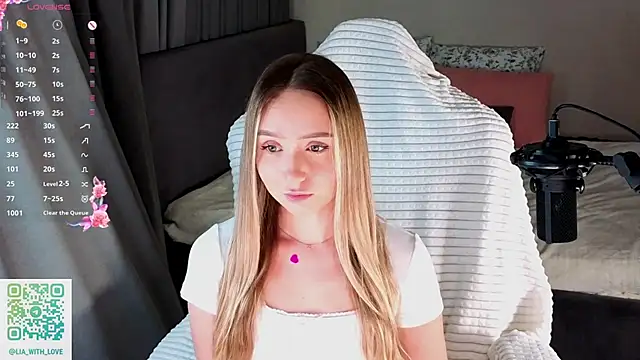 HollisBeckett online show from February 13, 3:08 am