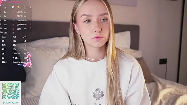 HollisBeckett online show from October 14, 3:09 am