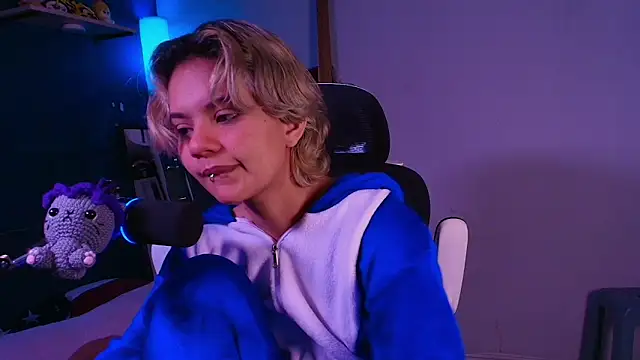 marlena3312 online show from February 8, 2:32 pm