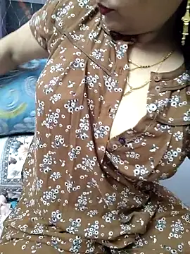 Snapshot of samitasharma chatting on October 23, 3:18 pm samitasharma online show from October 23, 3:18 pm