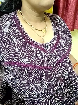 Snapshot of samitasharma chatting on September 29, 2:33 pm samitasharma online show from September 29, 2:33 pm