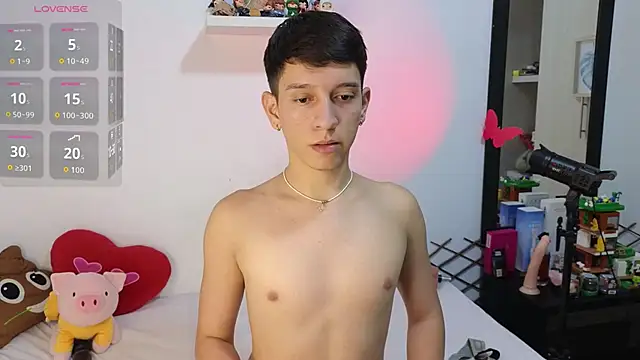 milky  boy  online show from March 3, 10:38 pm