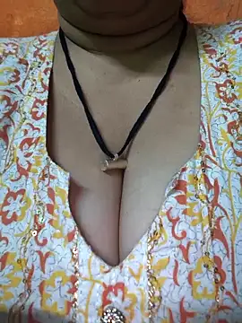 Rinki Guptaa online show from February 4, 5:38 pm