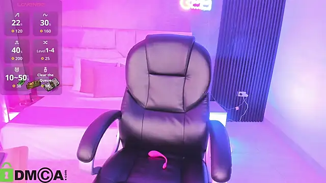 Snapshot of Cristal__adams chatting on September 22, 12:36 pm Cristal adams online show from September 22, 12:36 pm