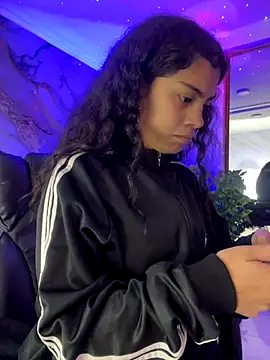 NINA 18 YEARS online show from November 26, 10:22 pm