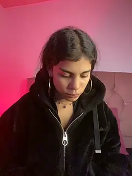 NINA 18 YEARS online show from September 20, 11:25 pm