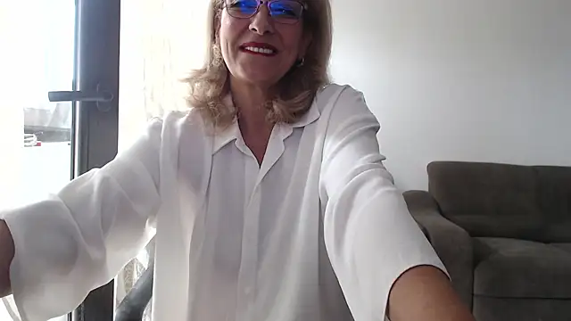 cecylya4u online show from September 26, 9:40 am