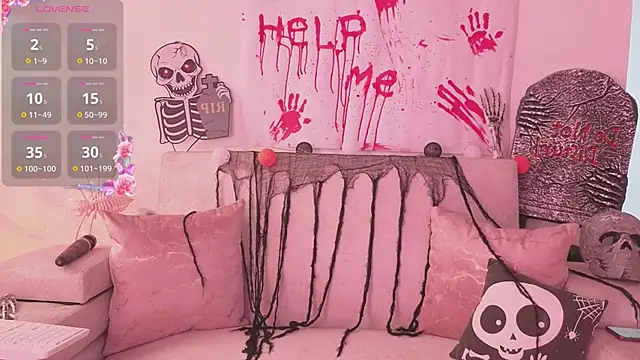 Snapshot of amy_nicolee chatting on October 29, 8:11 pm amy nicolee online show from October 29, 8:11 pm