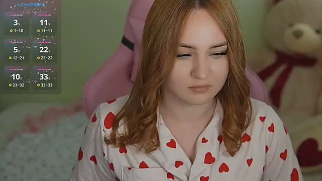 LovelyBell online show from September 30, 1:17 pm