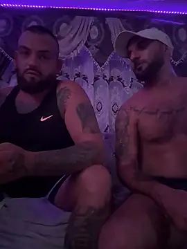 2TopXLBig online show from August 5, 4:52 am