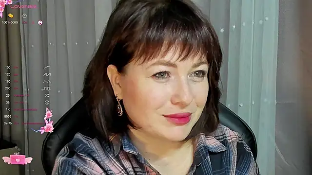 Snapshot of Victoria_Di chatting on October 8, 1:37 pm Victoria Di online show from October 8, 1:37 pm