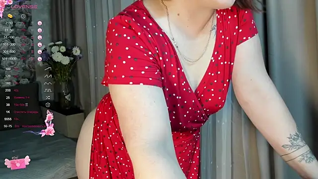 Snapshot of Victoria_Di chatting on September 18, 1:20 pm Victoria Di online show from September 18, 1:20 pm