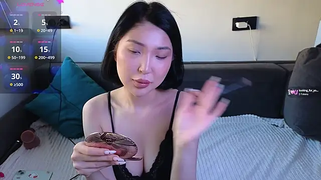 emili blanc online show from October 15, 3:20 am