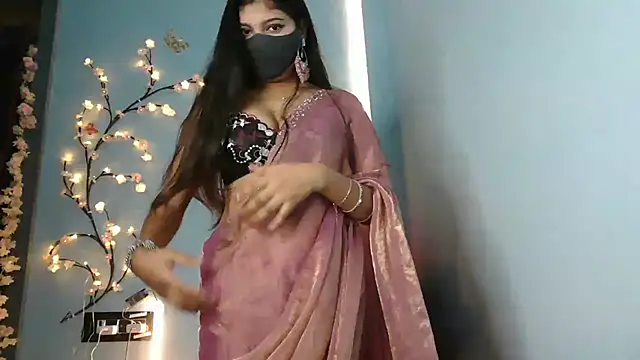 Snapshot of Reena_Singh53 chatting on November 1, 12:20 pm Reena Singh53 online show from November 1, 12:20 pm