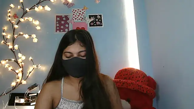 Snapshot of Reena_Singh53 chatting on September 29, 3:28 pm Reena Singh53 online show from September 29, 3:28 pm