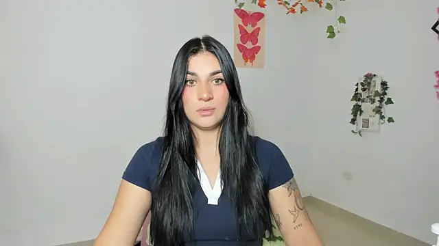 Emic  online show from March 21, 8:03 pm