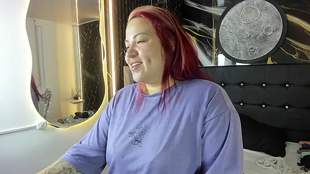 Snapshot of Bruja__Scarlata chatting on October 9, 10:41 am Bruja Scarlata online show from October 9, 10:41 am